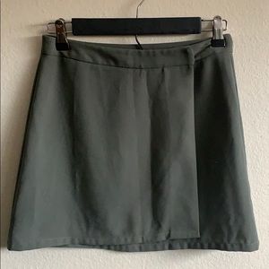 Crepe mini skirt